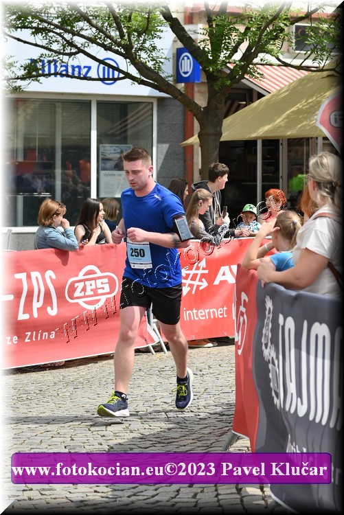 Náhled obrázku: 2023-4689-Zlin-250.JPG