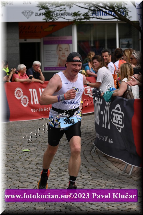 Náhled obrázku: 2023-5832-Zlin-308.JPG