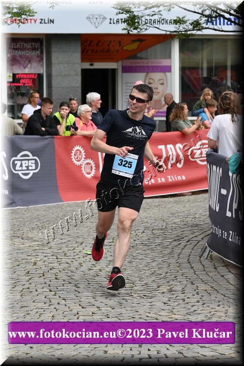 Náhled obrázku: 2023-5866-Zlin-325.JPG