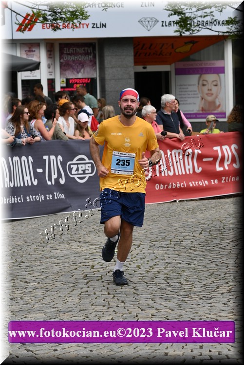 Náhled obrázku: 2023-6057-Zlin-235.JPG