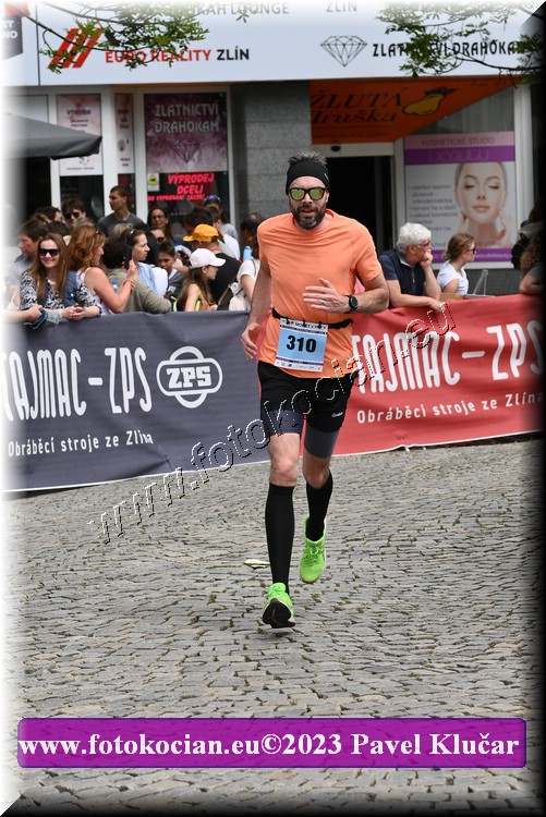 Náhled obrázku: 2023-6093-Zlin-310.JPG