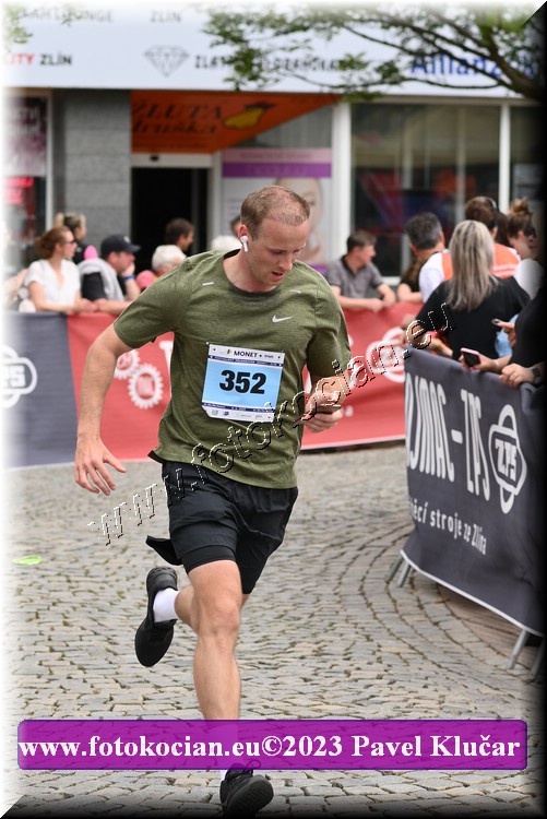 Náhled obrázku: 2023-6272-Zlin-352.JPG