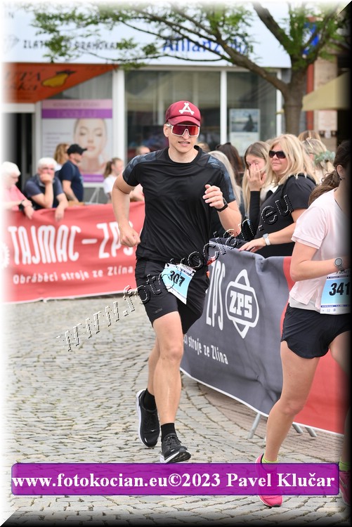 Náhled obrázku: 2023-6527-Zlin-307.JPG