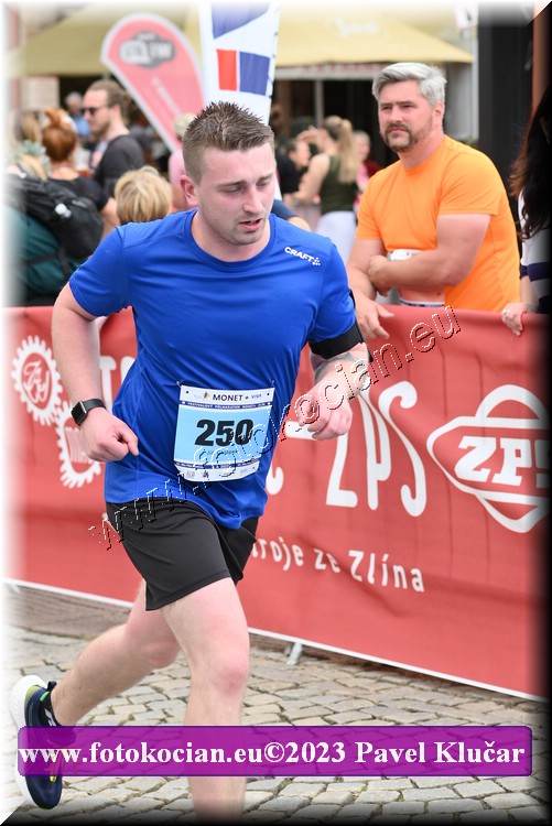 Náhled obrázku: 2023-6583-Zlin-250.JPG