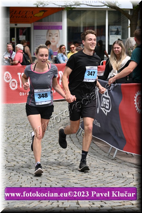 Náhled obrázku: 2023-6781-Zlin-348,347.JPG