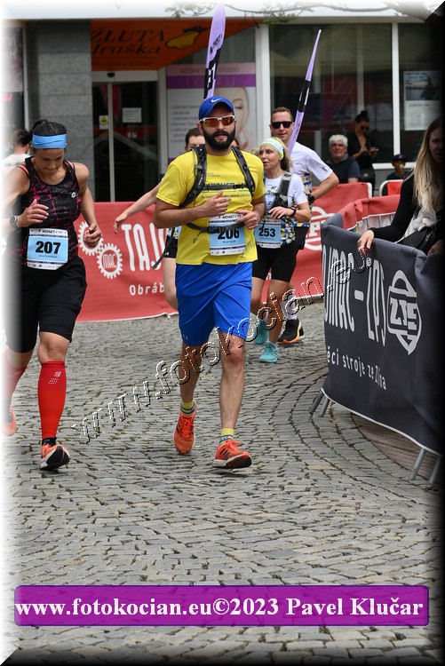 Náhled obrázku: 2023-6798-Zlin-206,207.JPG