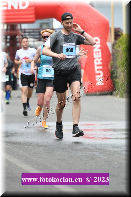 Náhled obrázku: 2023-1213-Zlin-400,80.JPG