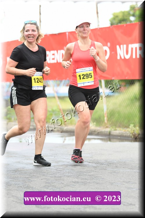 Náhled obrázku: 2023-2039-Zlin-1295,1243.JPG