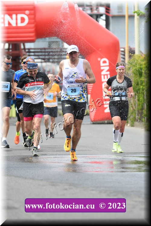 Náhled obrázku: 2023-2216-Zlin-30,98.JPG