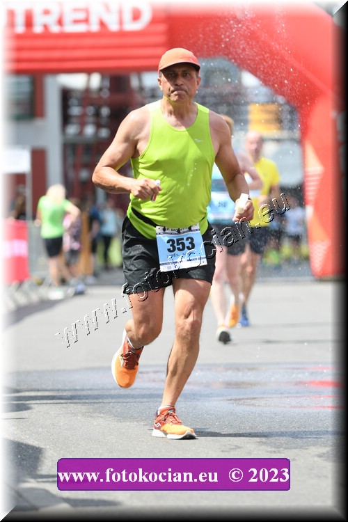 Náhled obrázku: 2023-2292-Zlin-353.JPG