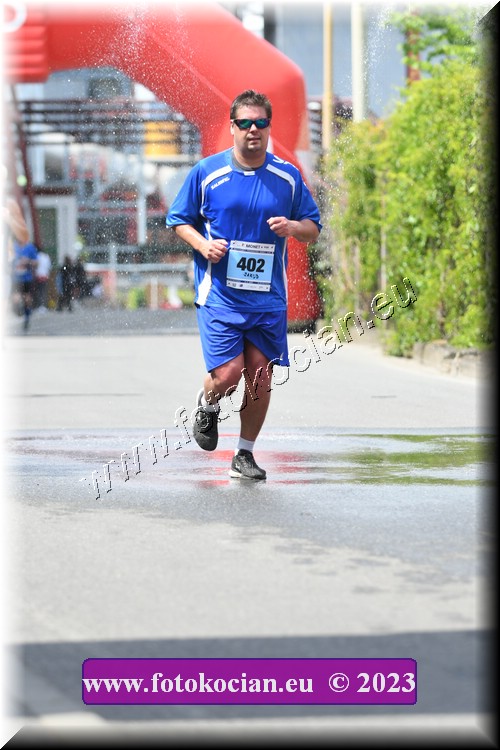 Náhled obrázku: 2023-2475-Zlin-402.JPG