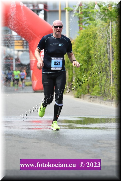 Náhled obrázku: 2023-2611-Zlin-221.JPG