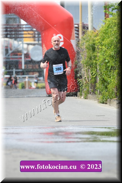 Náhled obrázku: 2023-2657-Zlin-380.JPG