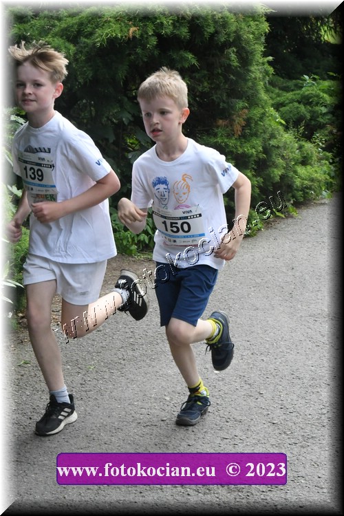 Náhled obrázku: 2023-2993-Zlin-150,139.JPG