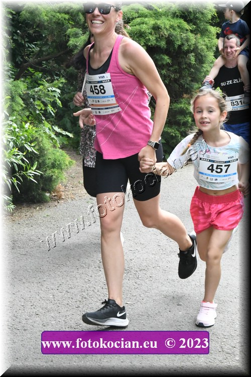 Náhled obrázku: 2023-3107-Zlin-458,457.JPG