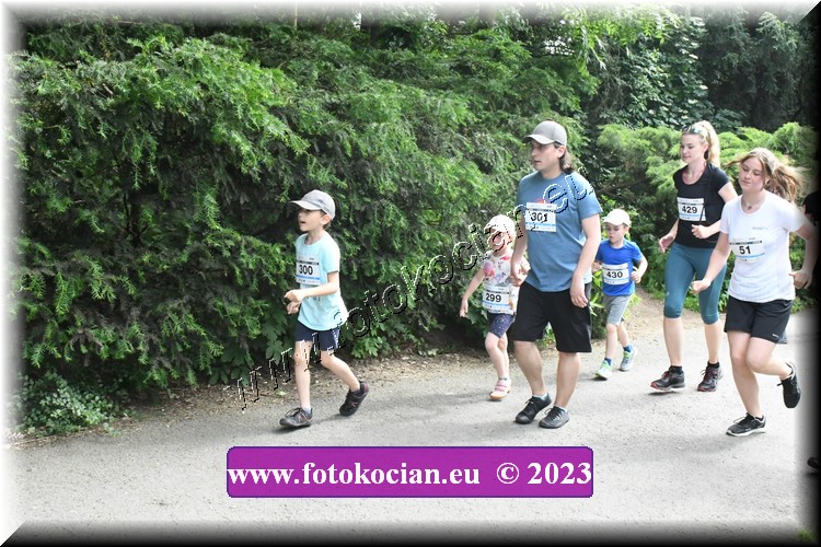 Náhled obrázku: 2023-3240-Zlin-301,300,430,429,51.JPG