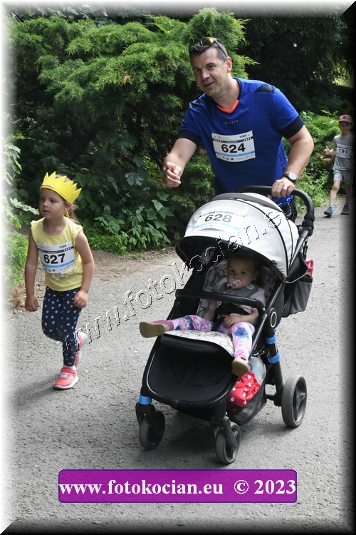 Náhled obrázku: 2023-3298-Zlin-628,624,627.JPG