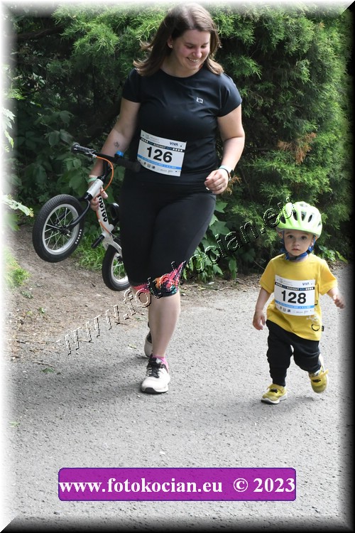 Náhled obrázku: 2023-3323-Zlin-126,128.JPG