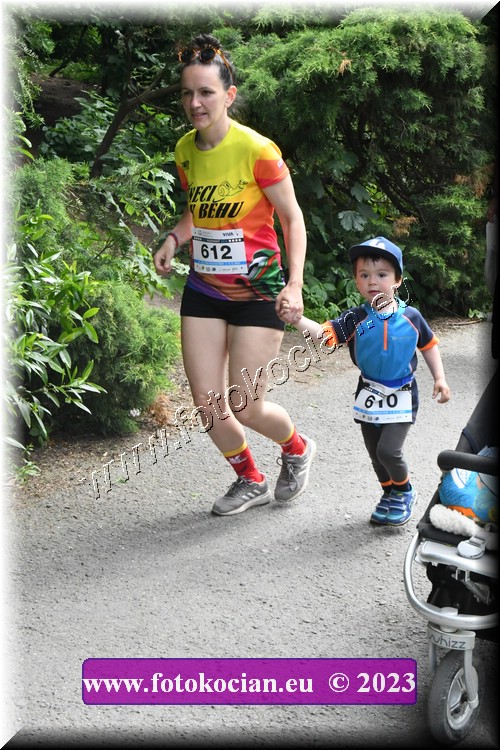 Náhled obrázku: 2023-3330-Zlin-612,610.JPG