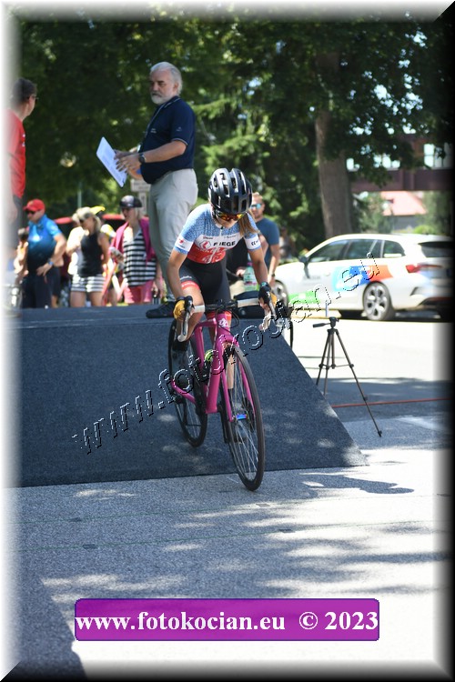 Náhled obrázku: 2023-1016-MCR-Lazne-Belohrad.JPG