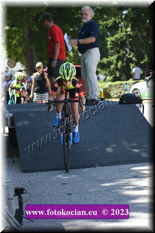 Náhled obrázku: 2023-1030-MCR-Lazne-Belohrad.JPG