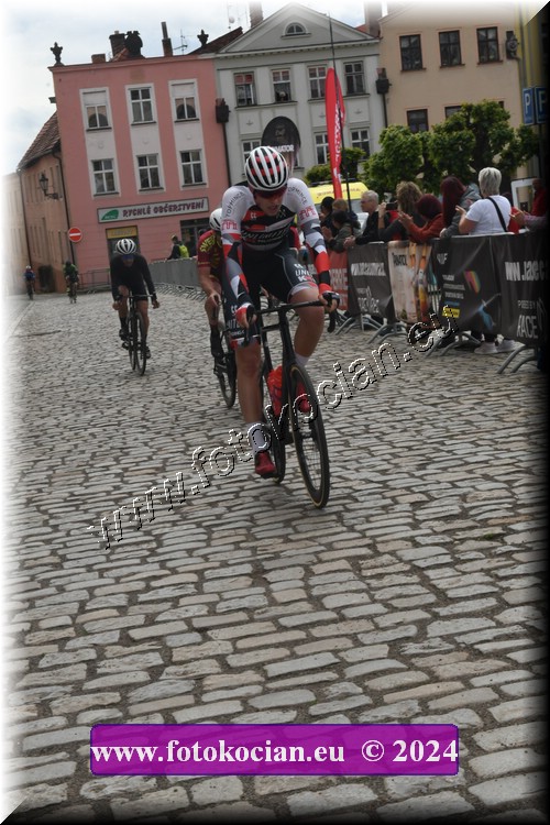 Náhled obrázku: 2024-1258-Sudety-tour-Broumov.JPG