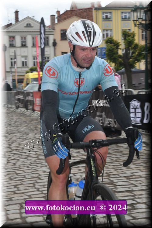 Náhled obrázku: 2024-1287-Sudety-tour-Broumov.JPG