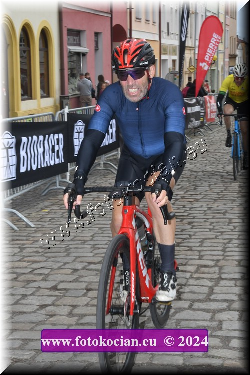 Náhled obrázku: 2024-1330-Sudety-tour-Broumov.JPG