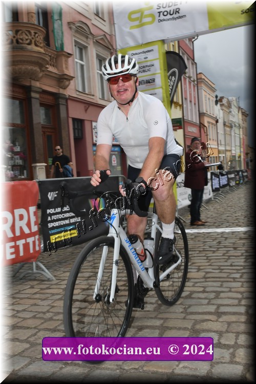 Náhled obrázku: 2024-1370-Sudety-tour-Broumov.JPG