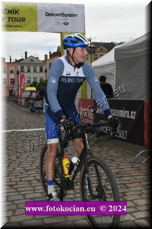 Náhled obrázku: 2024-1375-Sudety-tour-Broumov.JPG