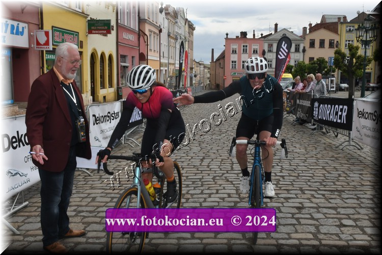 Náhled obrázku: 2024-1397-Sudety-tour-Broumov.JPG