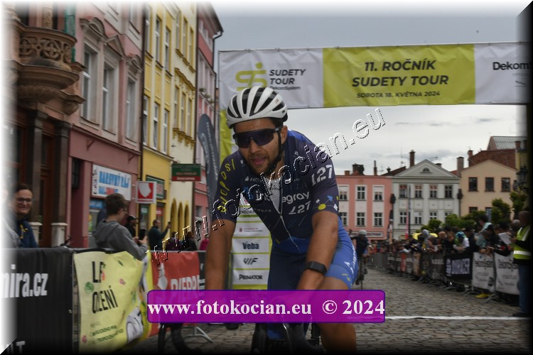 Náhled obrázku: 2024-1405-Sudety-tour-Broumov.JPG