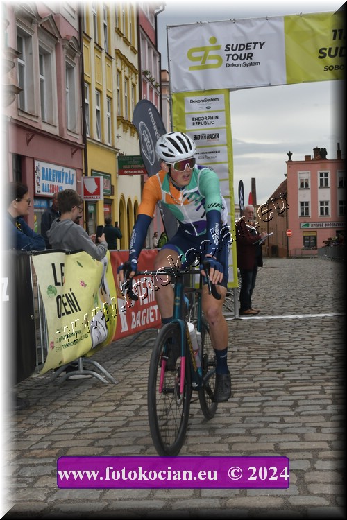 Náhled obrázku: 2024-1408-Sudety-tour-Broumov.JPG