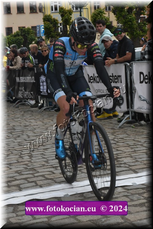 Náhled obrázku: 2024-1416-Sudety-tour-Broumov.JPG