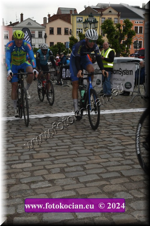 Náhled obrázku: 2024-1428-Sudety-tour-Broumov.JPG