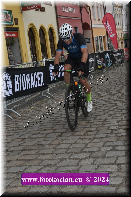 Náhled obrázku: 2024-1443-Sudety-tour-Broumov.JPG