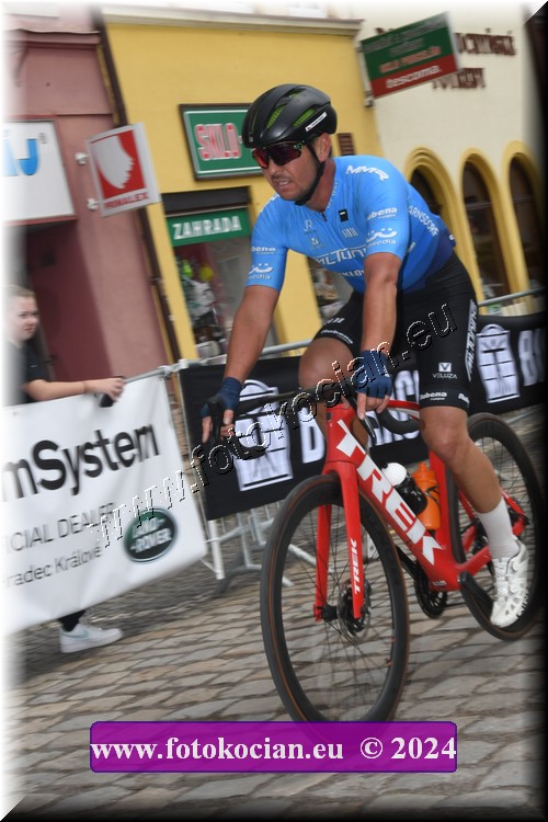 Náhled obrázku: 2024-1484-Sudety-tour-Broumov.JPG