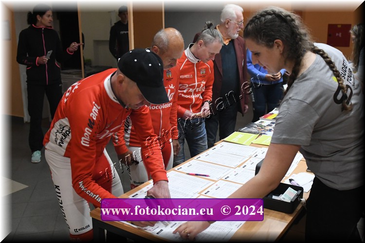 Náhled obrázku: 2024-1529-Sudety-tour-Broumov.JPG