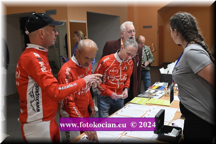 Náhled obrázku: 2024-1530-Sudety-tour-Broumov.JPG