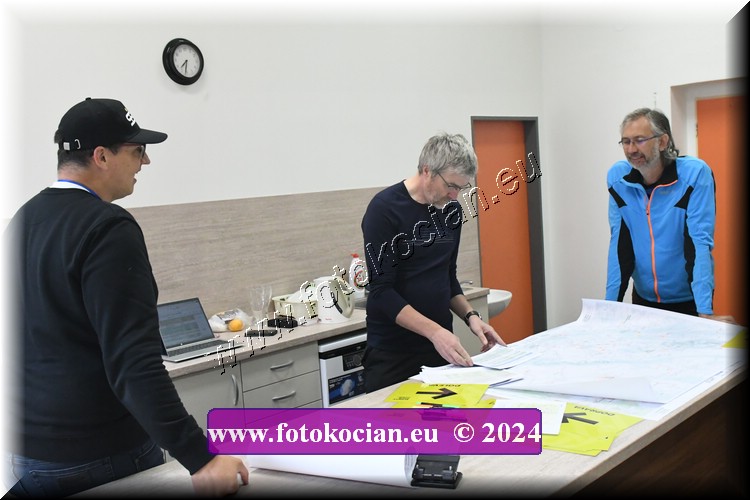 Náhled obrázku: 2024-1533-Sudety-tour-Broumov.JPG