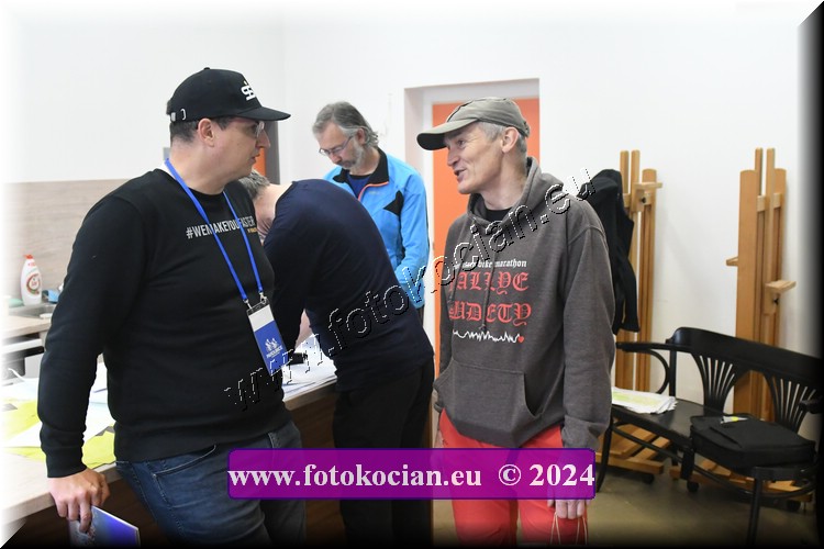 Náhled obrázku: 2024-1539-Sudety-tour-Broumov.JPG