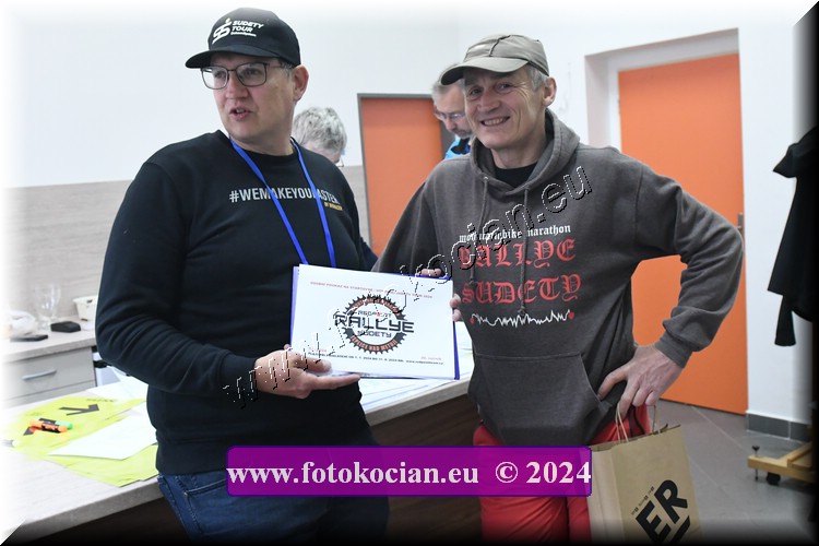 Náhled obrázku: 2024-1541-Sudety-tour-Broumov.JPG