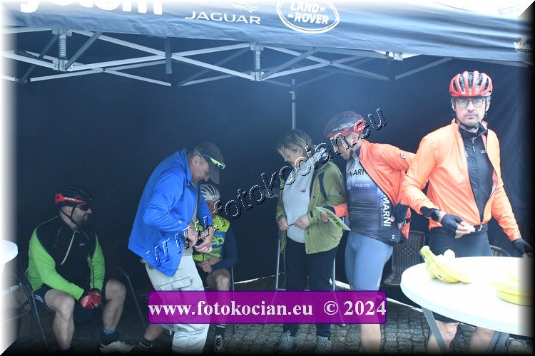 Náhled obrázku: 2024-1570-Sudety-tour-Broumov.JPG