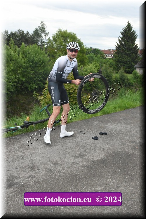 Náhled obrázku: 2024-1591-Sudety-tour-Broumov.JPG