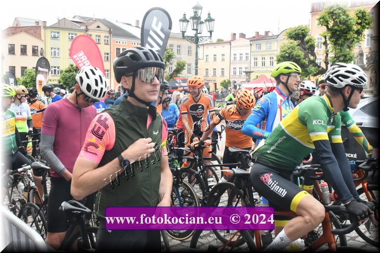 Náhled obrázku: 2024-1223-Sudety-tour-Broumov.JPG