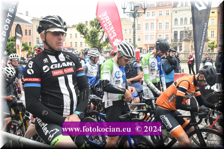 Náhled obrázku: 2024-1227-Sudety-tour-Broumov.JPG