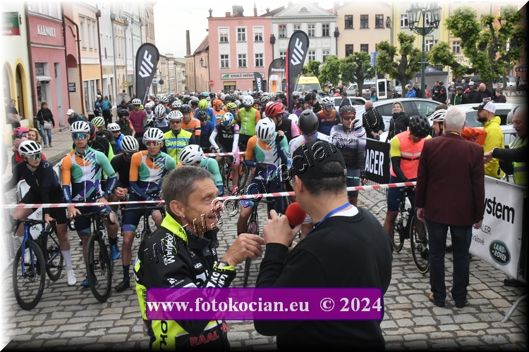 Náhled obrázku: 2024-1248-Sudety-tour-Broumov.JPG