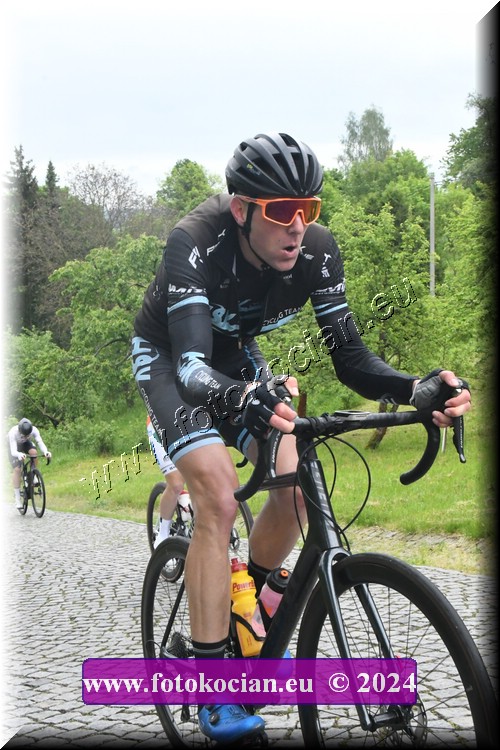 Náhled obrázku: 2024-1042-Sudety-tour-Broumov.JPG