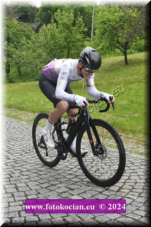 Náhled obrázku: 2024-1045-Sudety-tour-Broumov.JPG