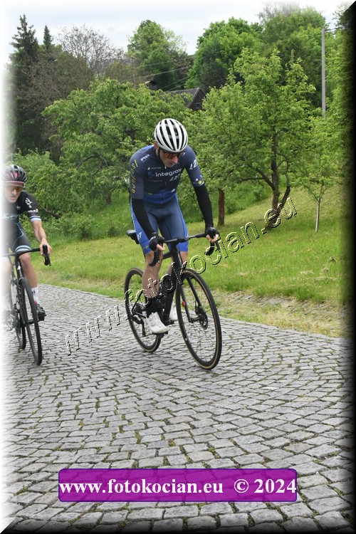 Náhled obrázku: 2024-1046-Sudety-tour-Broumov.JPG